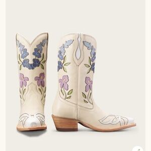 Tecovas The Sadie Limited Edition Meadow Floral Cowboy Boots